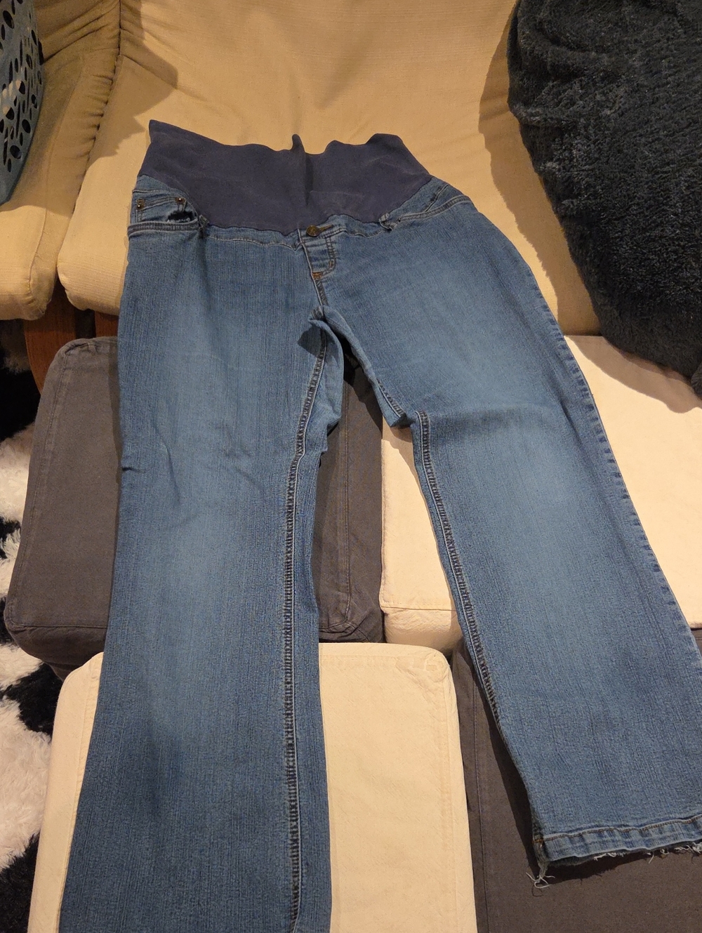 Thyme Maternity Blue Straight-Leg Jeans with Navy Belly Panel